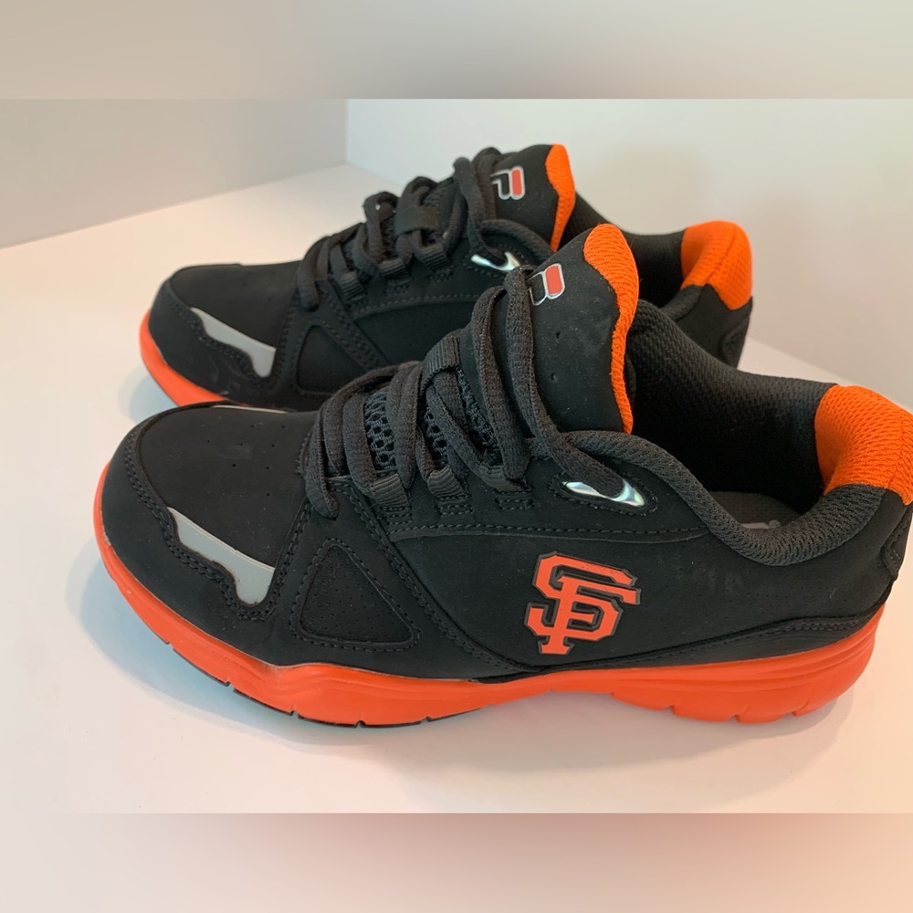 Youth Fila MLB SF Giants Sneakers Black Orange Size 4 Unisex Baseball